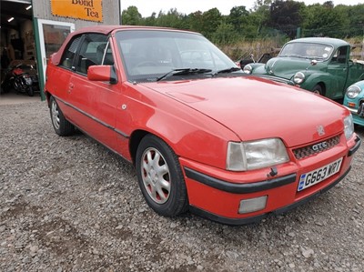 Lot 238 - 1989 VAUXHALL ASTRA GTE CONVERTIBLE