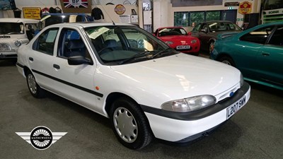 Lot 397 - 1993 FORD MONDEO LX