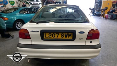 Lot 397 - 1993 FORD MONDEO LX