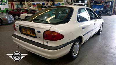 Lot 397 - 1993 FORD MONDEO LX