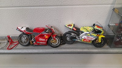 Lot 653 - 30X MOTO GP MODEL MOTOR BIKES