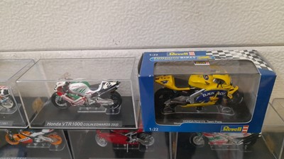 Lot 653 - 30X MOTO GP MODEL MOTOR BIKES