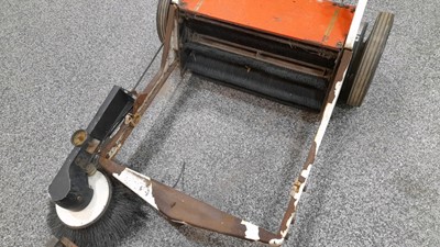 Lot 299 - ESSO FORECOURT SWEEPER ( HACO-FLIPPER )