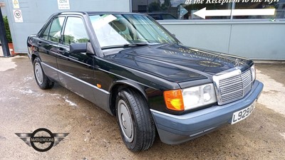 Lot 304 - 1993 MERCEDES 190E