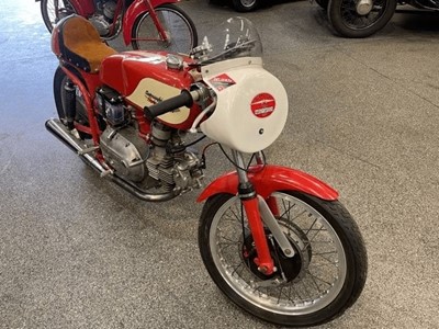 Lot 245 - CIRCA 1960 AERMACCHI