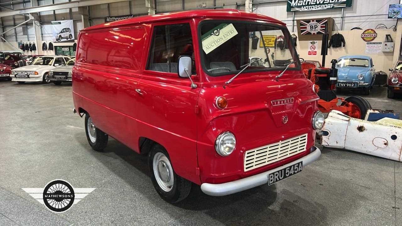 Lot 169 1963 FORD 400E THAMES