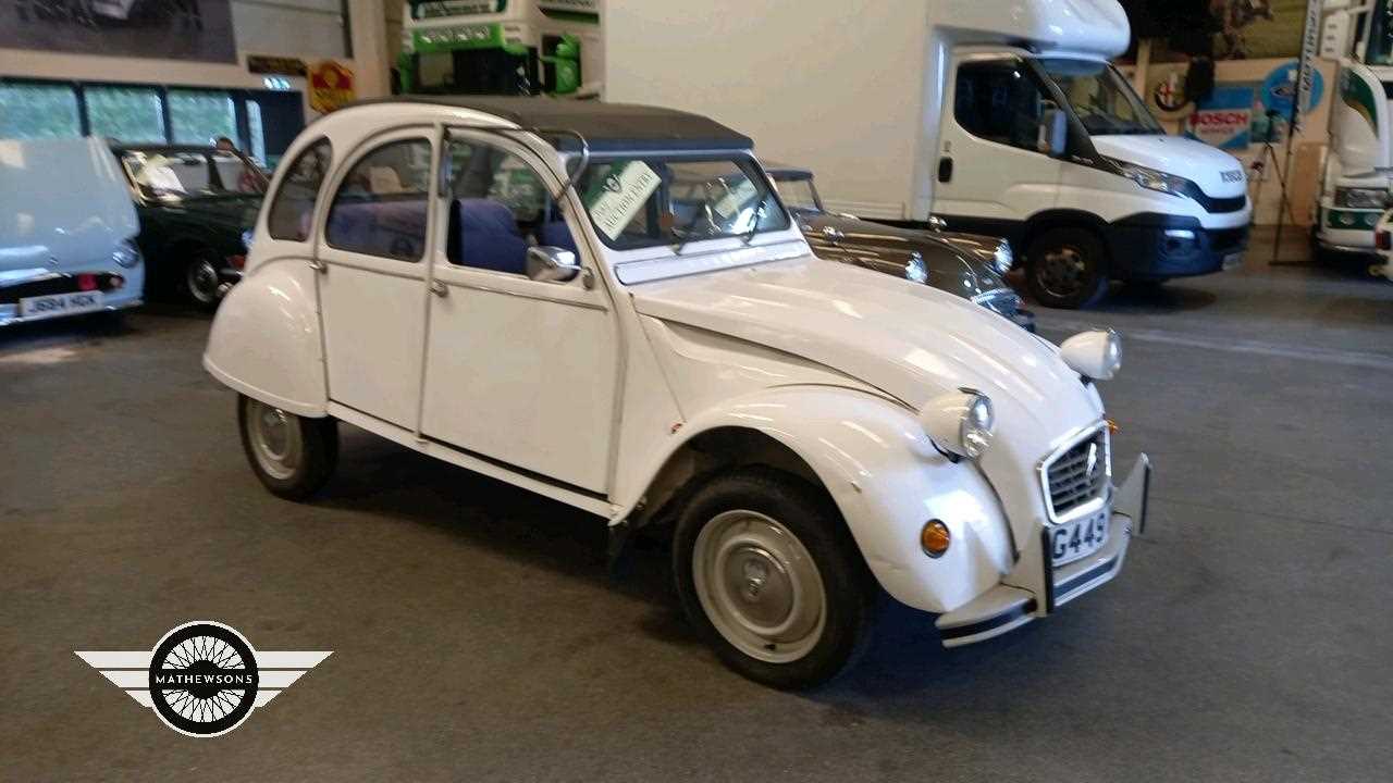 Lot 469 - 1989 CITROEN 2 CV6 SPECIAL