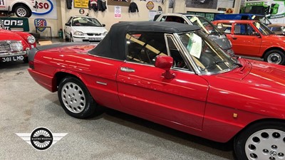 Lot 91 - 1989 ALFA ROMEO SPIDER