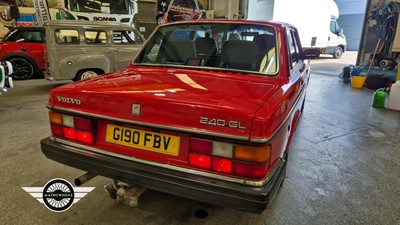 Lot 409 - 1989 VOLVO 240 GL