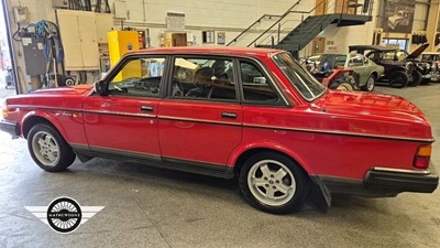 Lot 409 - 1989 VOLVO 240 GL