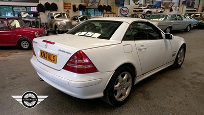 Lot 733 - 2000 MERCEDES SLK 200 KOMPRESSOR