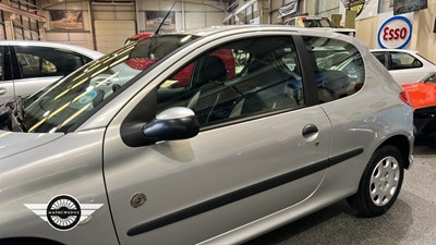 Lot 21 - 2004 PEUGEOT 206 INDEPENDENCE