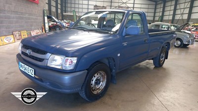 Lot 61 - 2005 TOYOTA HI-LUX PICK-UP