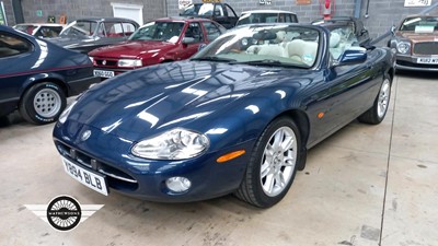 Lot 79 - 2001 JAGUAR XK8 CONVERTIBLE AUTO