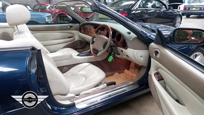 Lot 79 - 2001 JAGUAR XK8 CONVERTIBLE AUTO