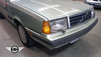 Lot 545 - 1988 VOLVO 360 GLE