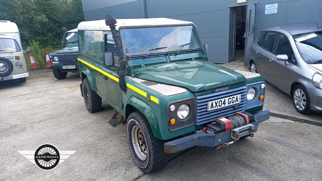 Lot 117 - 2004 LAND ROVER DEFENDER 110 COUNTY TD5