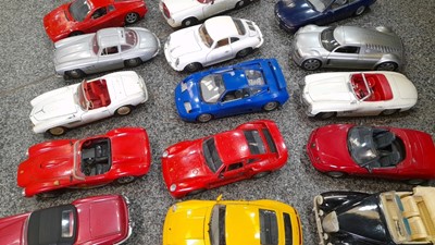 Lot 785 - BOX OF 1-18 SCALE MODEL CARS