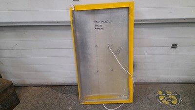 Lot 134 - RENAULT DEALERSHIP SIGN 48" x 27"