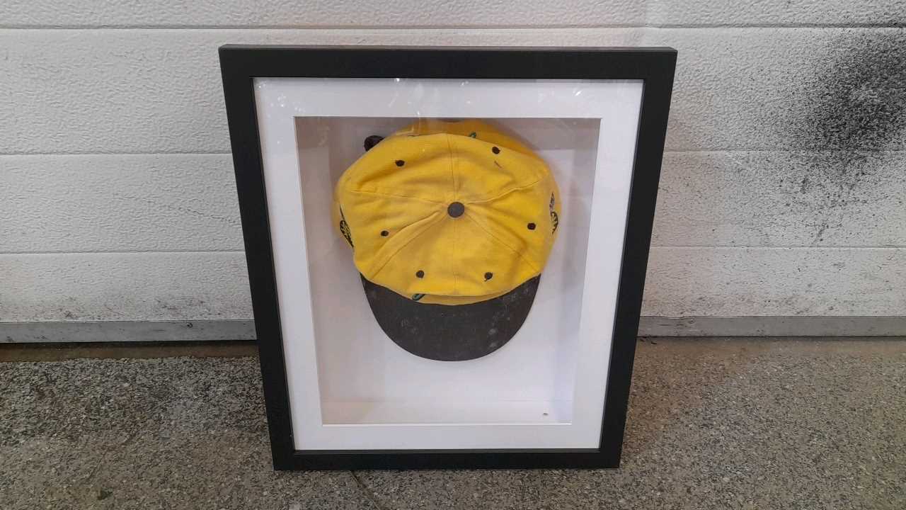 Lot 164 - HONDA JORDAN F1 BENSON + HEDGES CAP  16" X 14"