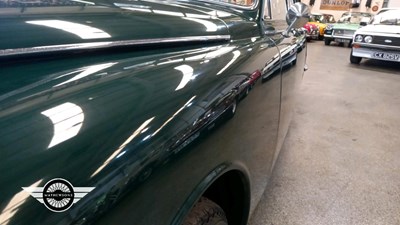 Lot 170 - 1966 JAGUAR 3.4/340