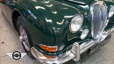 Lot 170 - 1966 JAGUAR 3.4/340