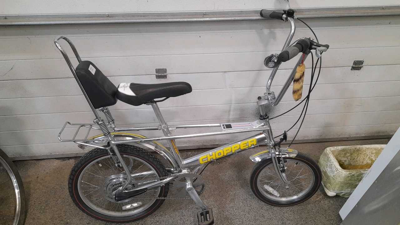 Silver Raleigh Chopper Lot 639 - MK3 SILVER CHROME RALEIGH CHOPPER