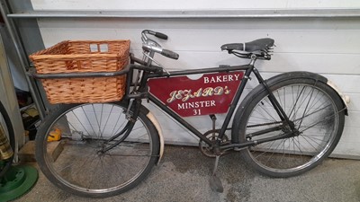 Lot 528 - BAKERY SHOP BIKE , MINSTER 31 WITH NEW HAND BASKET