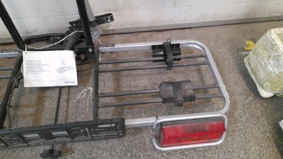 Lot 889 - TOWBAR MOUNTED 2 CYCLE BIKE RACK