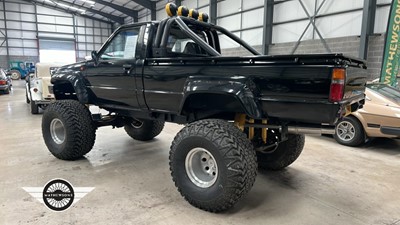 Lot 199 - 1985 TOYOTA HI LUX 4X4