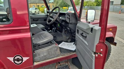 Lot 696 - 2000 LAND ROVER DEFENDER 90 COUNTY TD5