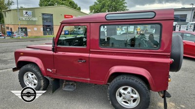 Lot 696 - 2000 LAND ROVER DEFENDER 90 COUNTY TD5