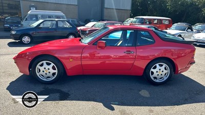 Lot 433 - 1988 PORSCHE 944 LUX