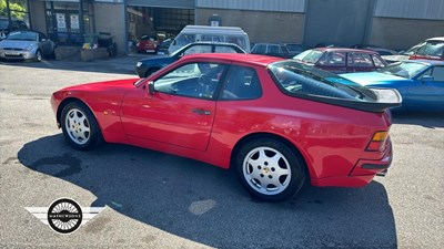 Lot 433 - 1988 PORSCHE 944 LUX