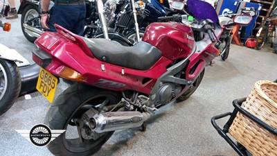 Lot 535 - 1990 KAWASAKI ZZR600