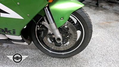 Lot 533 - 1998 KAWASAKI ZX 750-P3