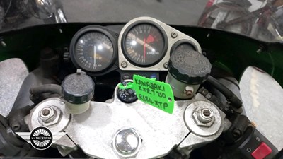 Lot 533 - 1998 KAWASAKI ZX 750-P3