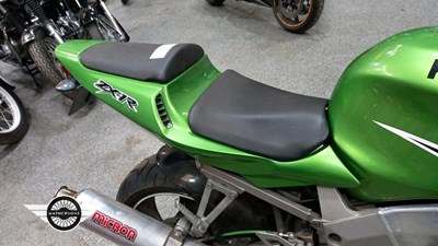 Lot 533 - 1998 KAWASAKI ZX 750-P3