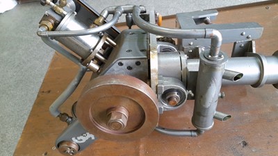 Lot 751 - BOAT STEAM OUTBOARD ENGINE