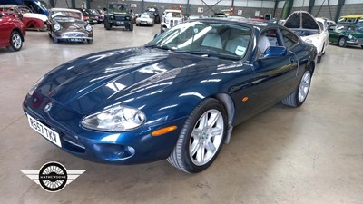 Lot 608 - 1997 JAGUAR XK8 COUPE AUTO