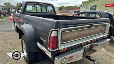 Lot 193 - 1976 DODGE D300