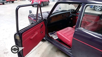 Lot 844 - 1971 AUSTIN SALOON