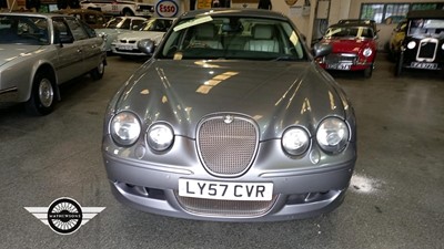 Lot 714 - 2008 JAGUAR S-TYPE R AUTO