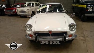 Lot 794 - 1972 MG B