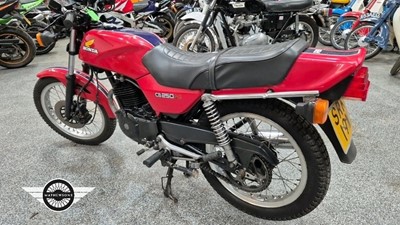 Lot 860 - 1981 HONDA CB250 RSA