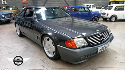 Lot 507 - 1990 MERCEDES 500SL-32 AUTO