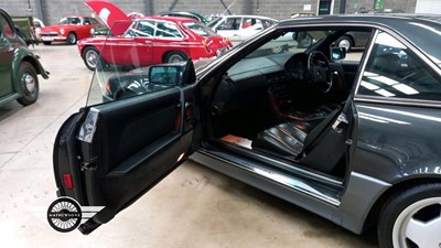 Lot 507 - 1990 MERCEDES 500SL-32 AUTO