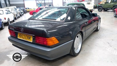 Lot 507 - 1990 MERCEDES 500SL-32 AUTO