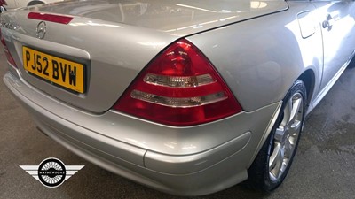 Lot 63 - 2002 MERCEDES SLK 200 AUTO