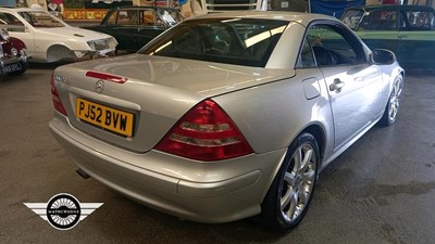 Lot 63 - 2002 MERCEDES SLK 200 AUTO